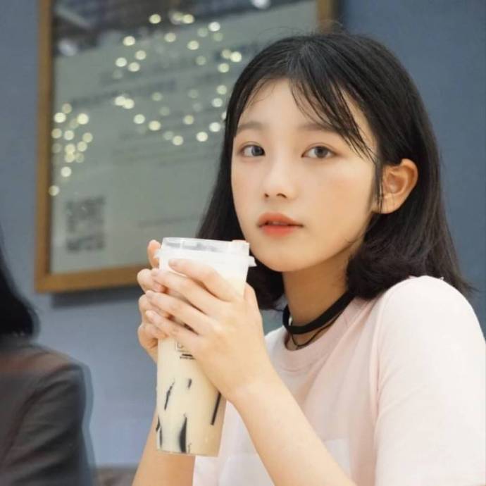 Phụ nữ sinh vào tháng âm lịch này, vừa vượng tài vừa vượng phu, ai lấy được phúc đức 3 đời