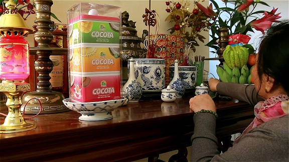 Cúng rằm tháng Giêng, thắp hương hoa quả gì để cả năm may mắn, tài lộc?