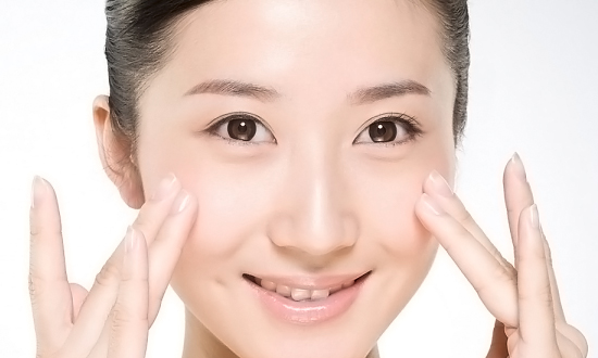 Giúp hiểu đúng về quan niệm ‘gò má cao sát chồng’