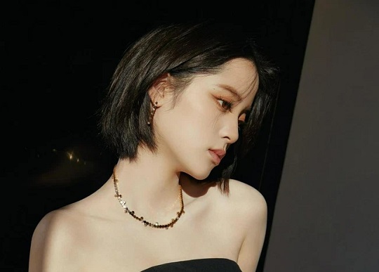 Những cung Hoàng đạo sở hữu trái tim của nữ cường nhân, có số lấy chồng muộn nhưng thân thế bạn đời luôn khiến người ta tròn xoe mắt